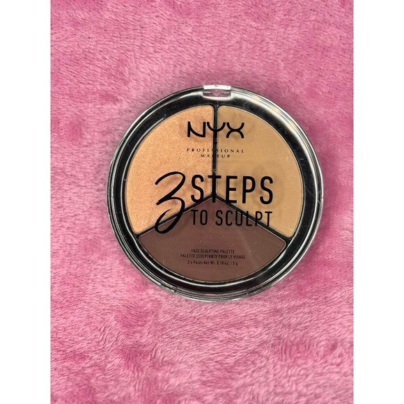 New! NYX 3 Steps to Sculpt Contour Palette Highlight Illuminating Powder BNIB - Picture 1 of 1